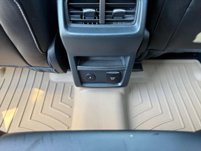 used 2022 Ford Edge car, priced at $30,000