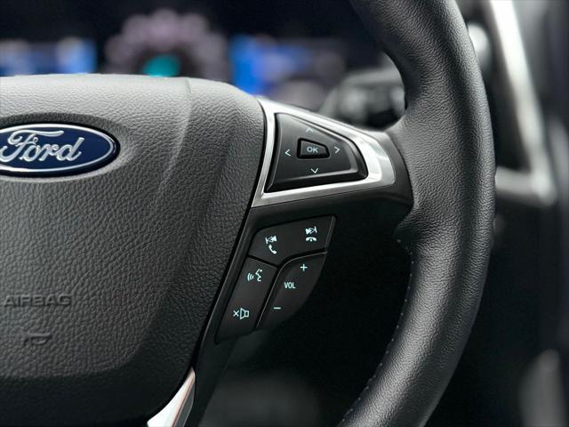 used 2022 Ford Edge car, priced at $30,000