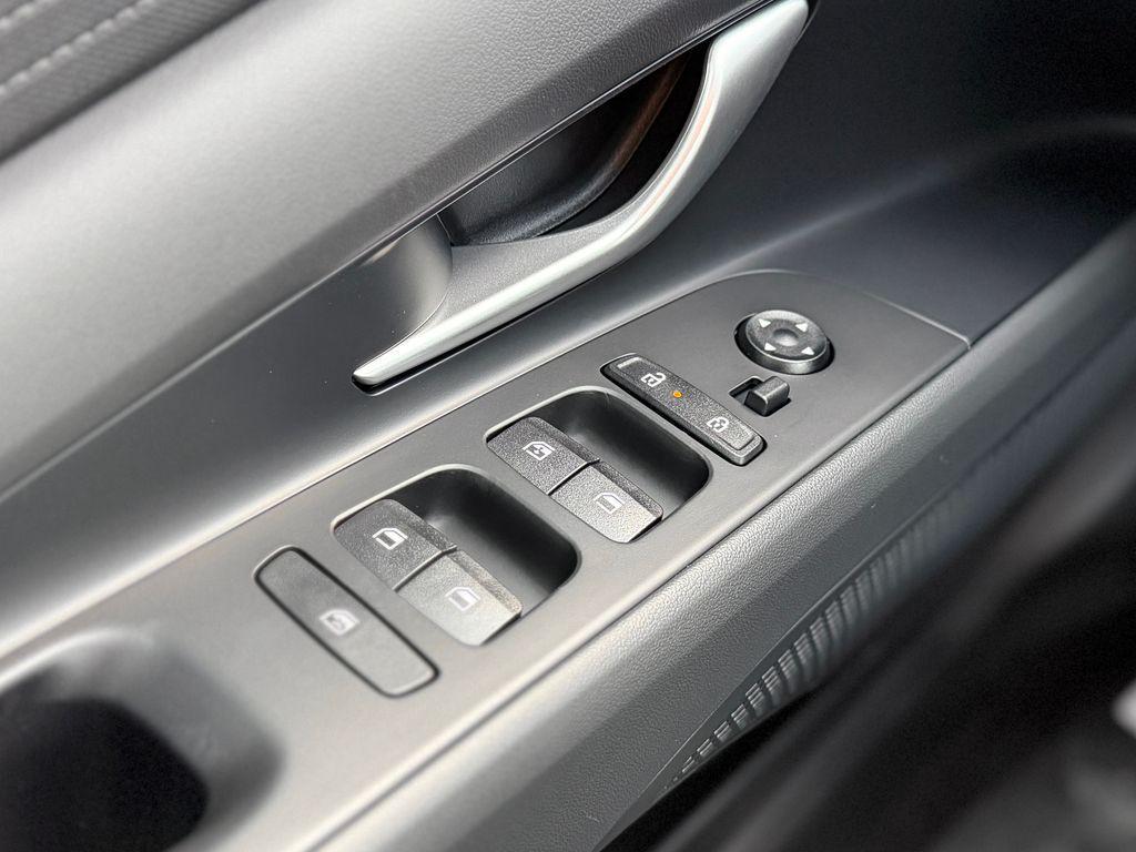 new 2026 Hyundai ELANTRA HEV car, priced at $25,075