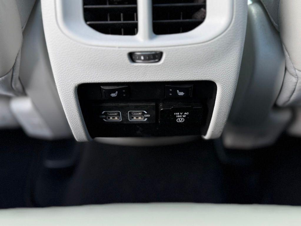 used 2021 Jeep Cherokee car, priced at $19,481