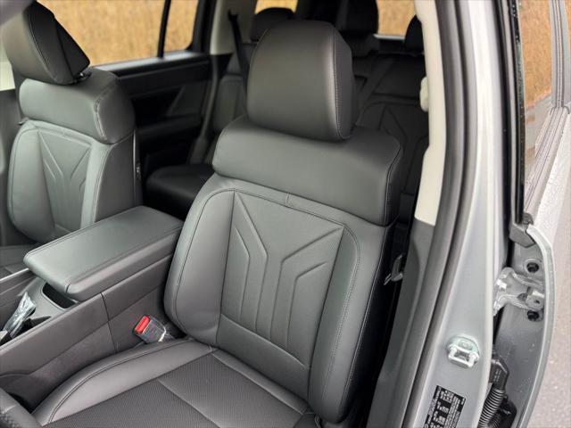 new 2025 Hyundai Santa Fe car, priced at $36,245