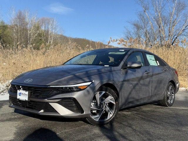 new 2025 Hyundai Elantra car, priced at $23,035