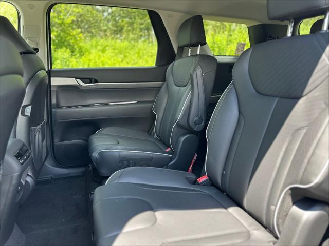 new 2025 Hyundai Palisade car, priced at $42,400