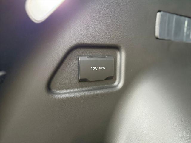 new 2025 Hyundai TUCSON Hybrid car, priced at $35,195