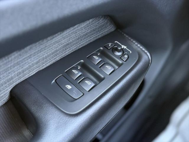 used 2023 Volvo XC60 Recharge Plug-In Hybrid car, priced at $36,331