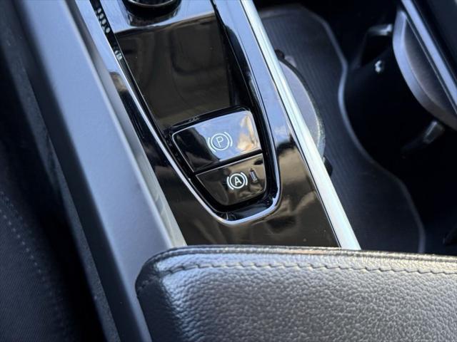 used 2023 Volvo XC60 Recharge Plug-In Hybrid car, priced at $36,331
