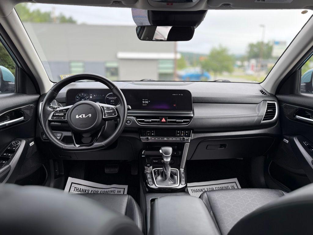 used 2024 Kia Seltos car, priced at $25,987