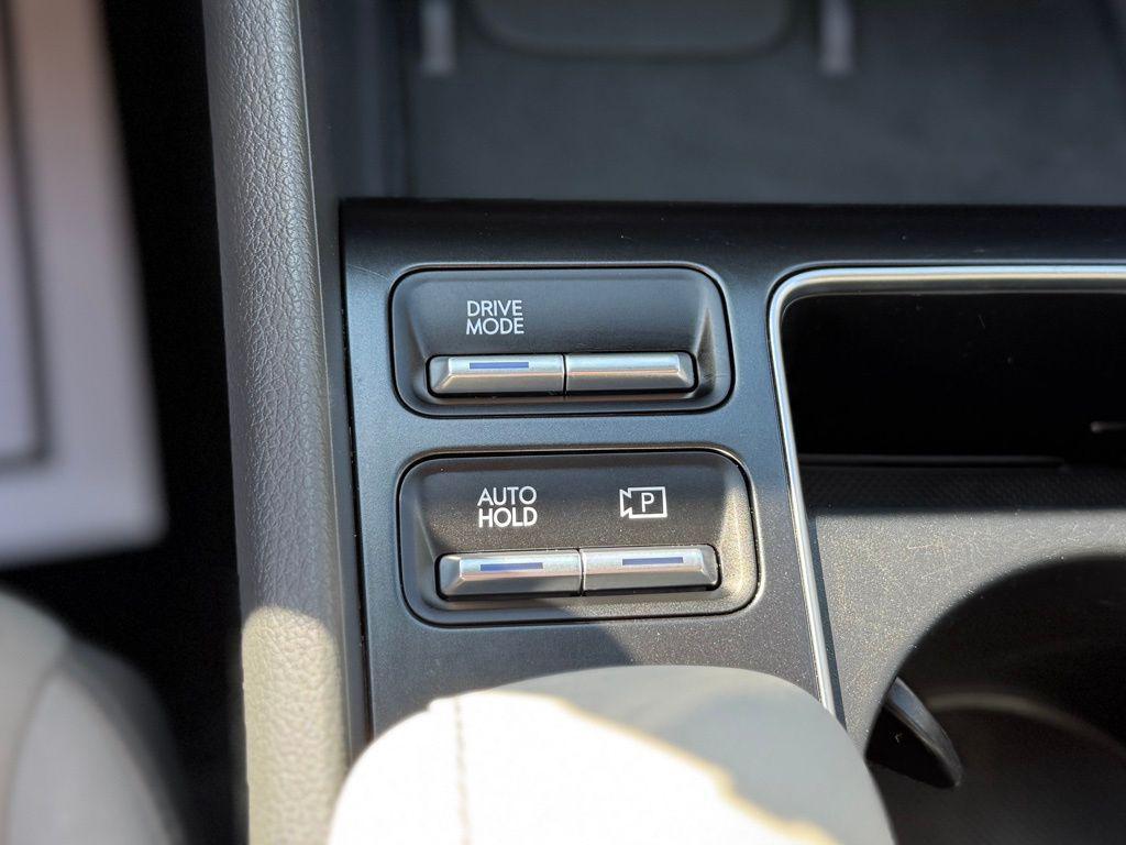 used 2024 Hyundai Sonata Hybrid car, priced at $25,999