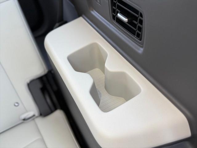 used 2024 Hyundai Santa Fe car, priced at $40,498
