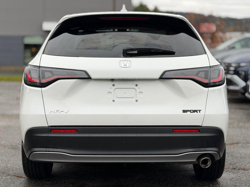 used 2025 Honda HR-V car, priced at $27,987