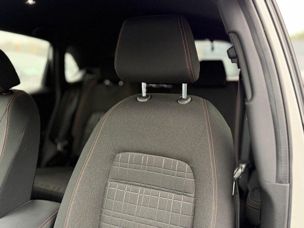 used 2025 Honda HR-V car, priced at $27,987