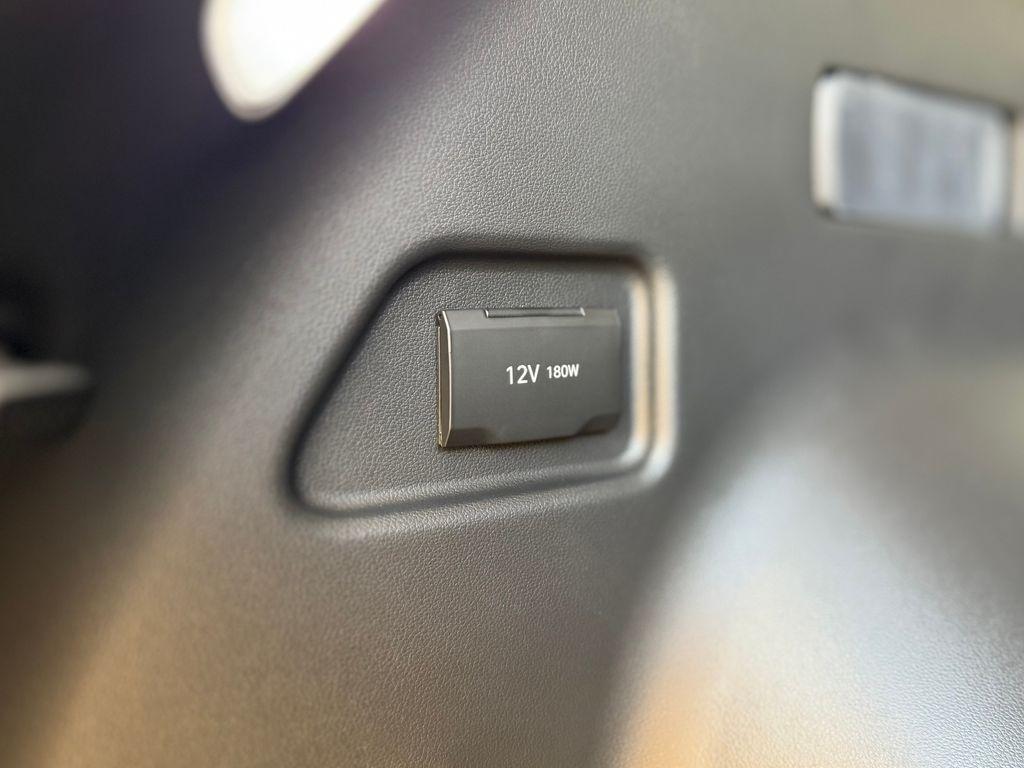 new 2025 Hyundai TUCSON Hybrid car, priced at $31,277