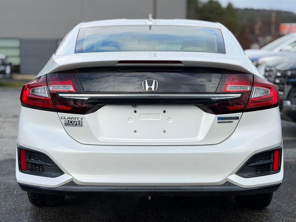 used 2018 Honda Clarity Plug-In Hybrid car, priced at $19,473