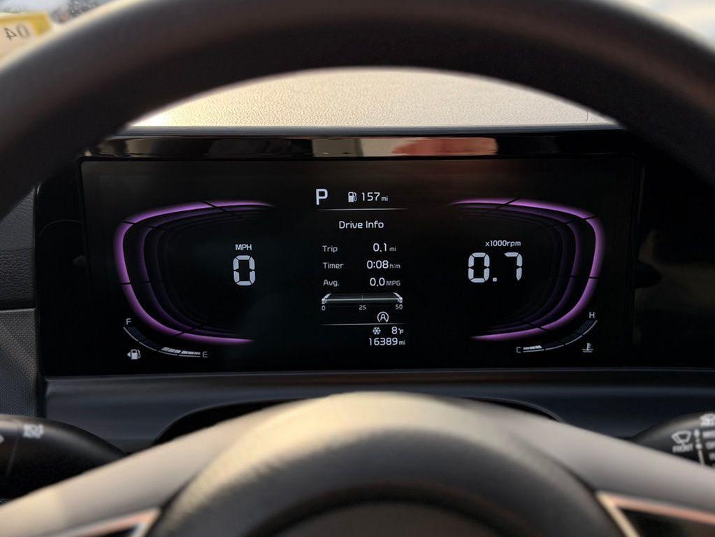 used 2025 Kia Seltos car, priced at $23,621