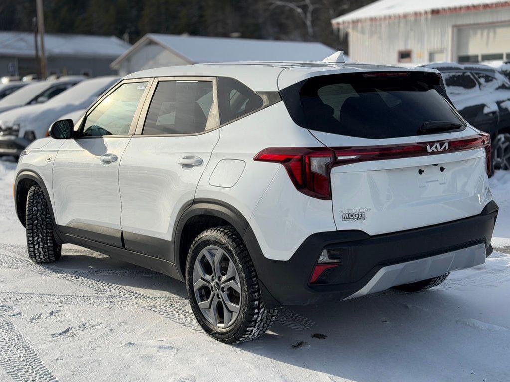 used 2025 Kia Seltos car, priced at $23,621