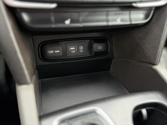 used 2020 Hyundai Santa Fe car, priced at $20,500