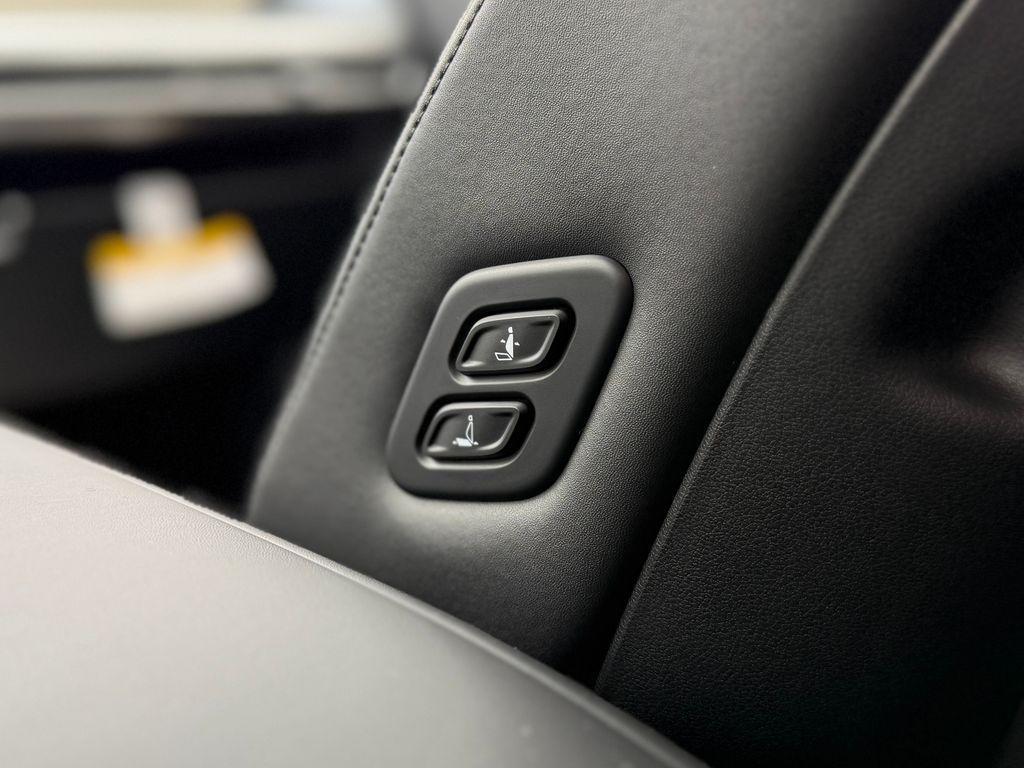 new 2026 Hyundai IONIQ 9 car, priced at $62,165