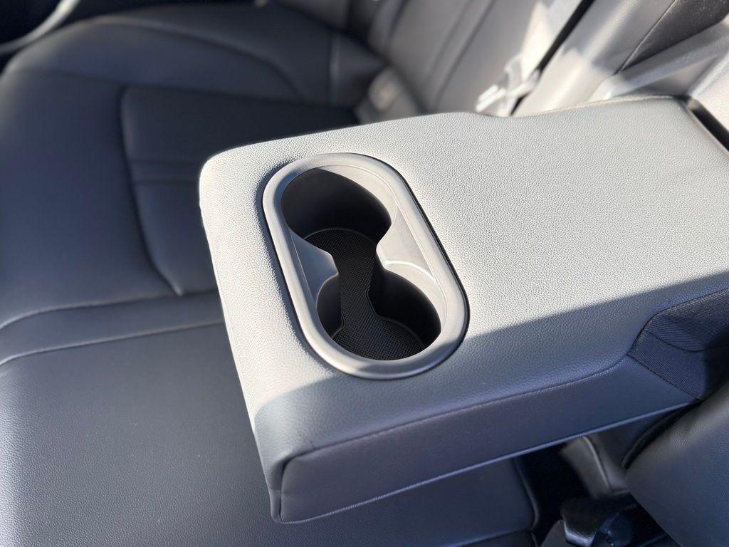 new 2025 Hyundai Sonata Hybrid car, priced at $34,072