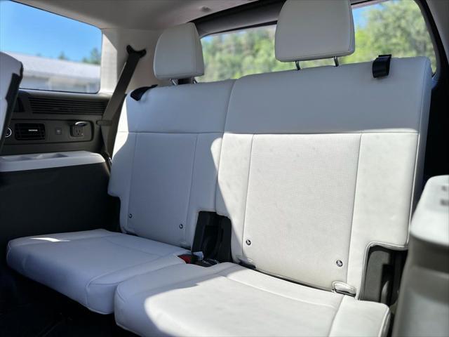 new 2025 Hyundai SANTA FE HEV car, priced at $49,284