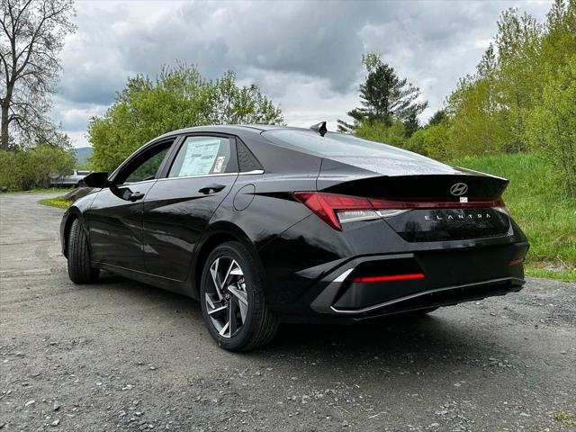 new 2025 Hyundai Elantra car, priced at $24,645