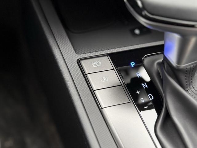 new 2025 Hyundai Elantra car, priced at $23,010