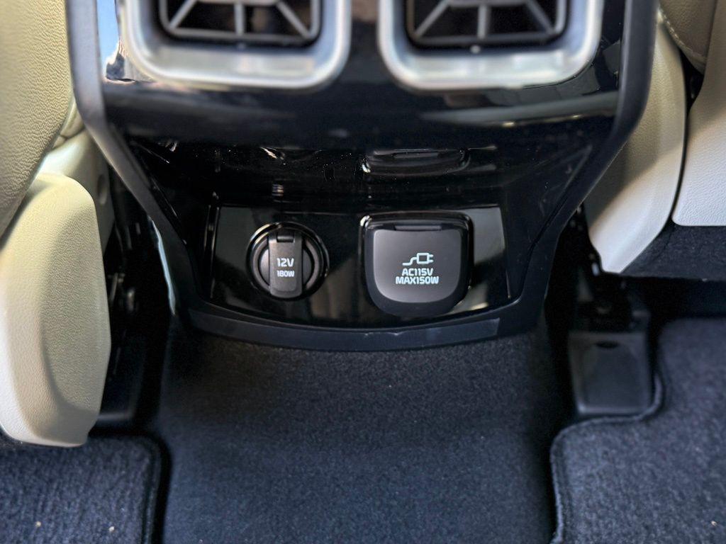 used 2025 Kia Sorento Plug-In Hybrid car, priced at $43,987