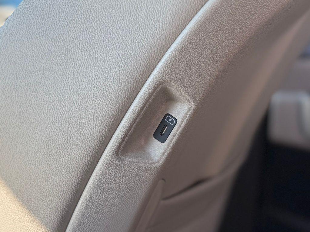 used 2025 Kia Sorento Plug-In Hybrid car, priced at $43,987