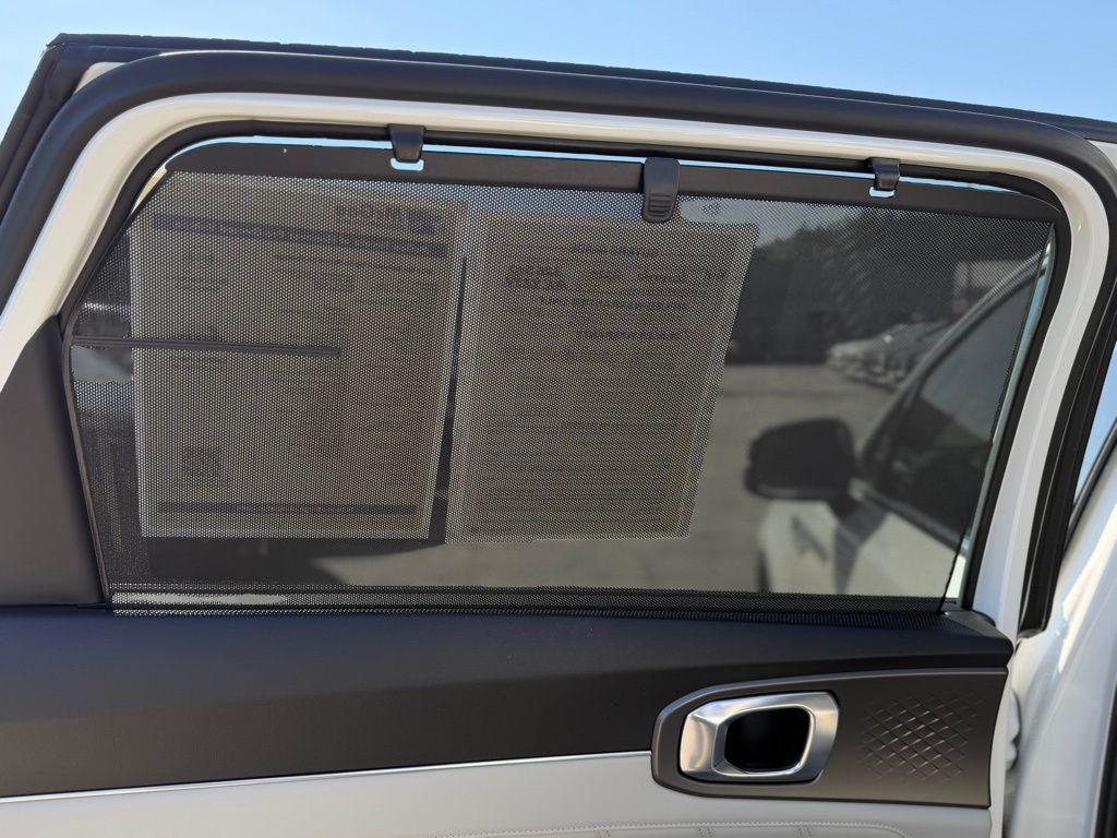 used 2025 Kia Sorento Plug-In Hybrid car, priced at $43,987