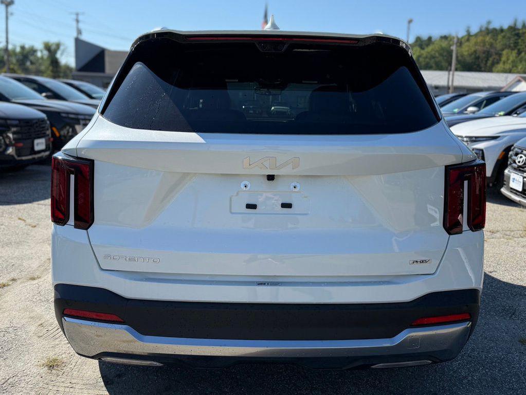 used 2025 Kia Sorento Plug-In Hybrid car, priced at $43,987