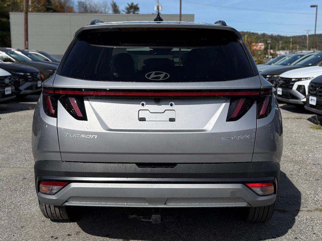new 2025 Hyundai TUCSON Hybrid car, priced at $35,695