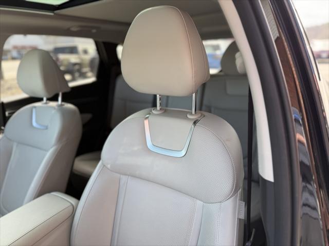 used 2024 Hyundai TUCSON Plug-In Hybrid car, priced at $33,000
