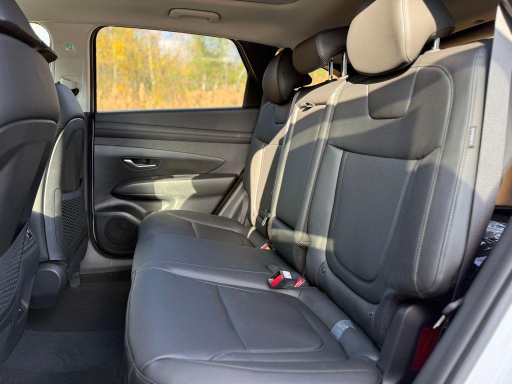 new 2025 Hyundai TUCSON Hybrid car, priced at $33,744