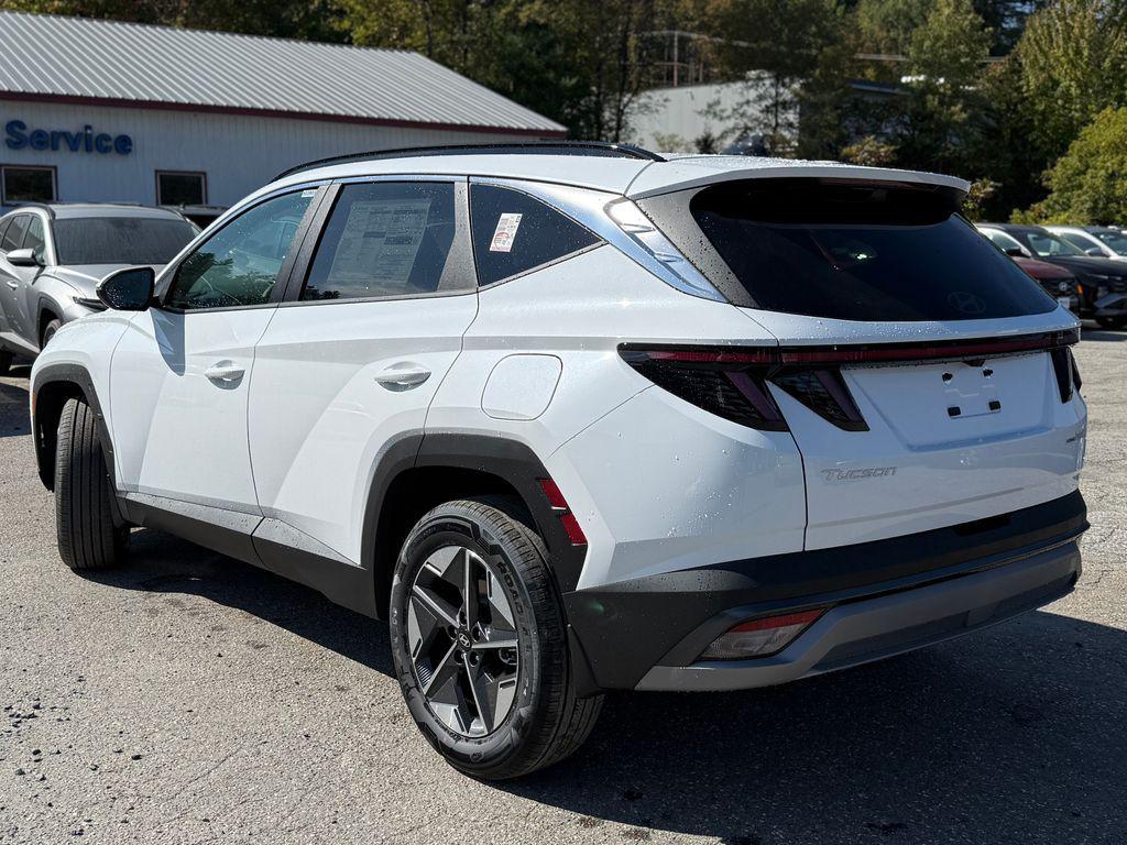 new 2025 Hyundai TUCSON Hybrid car, priced at $33,744
