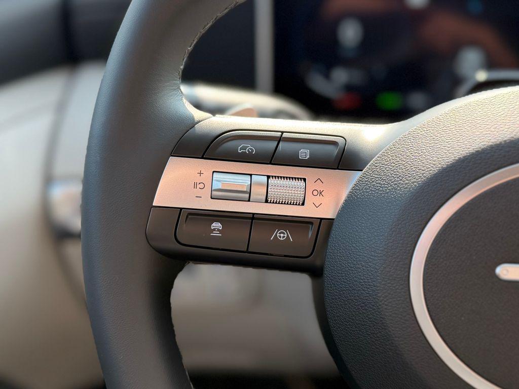 new 2025 Hyundai TUCSON Hybrid car, priced at $32,162