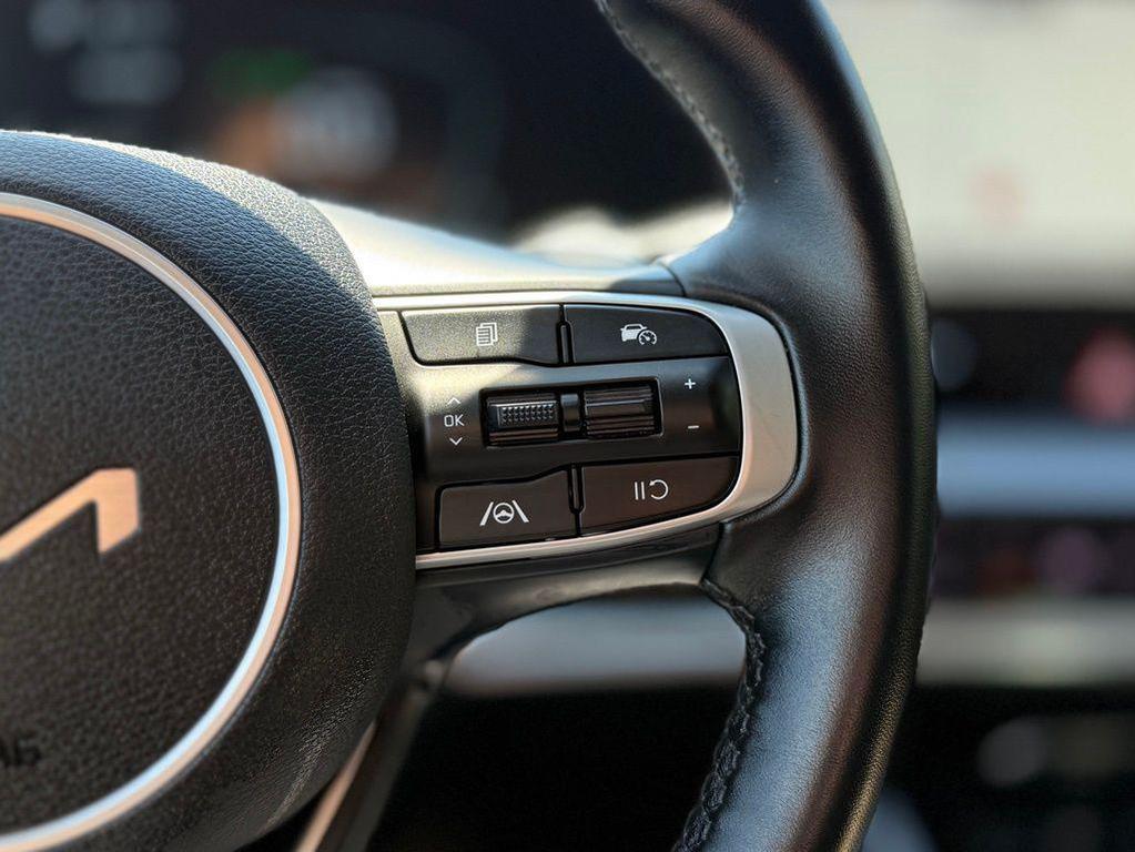 used 2023 Kia Sportage Hybrid car, priced at $24,999