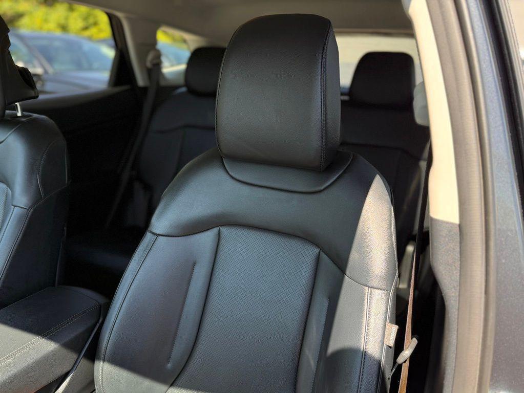 used 2023 Kia Sportage Hybrid car, priced at $24,999