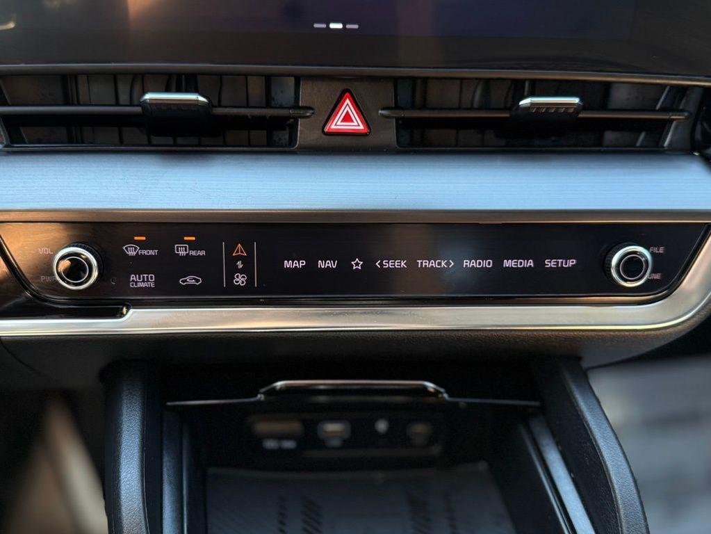 used 2023 Kia Sportage Hybrid car, priced at $24,999