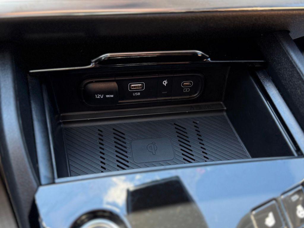 used 2023 Kia Sportage Hybrid car, priced at $24,999