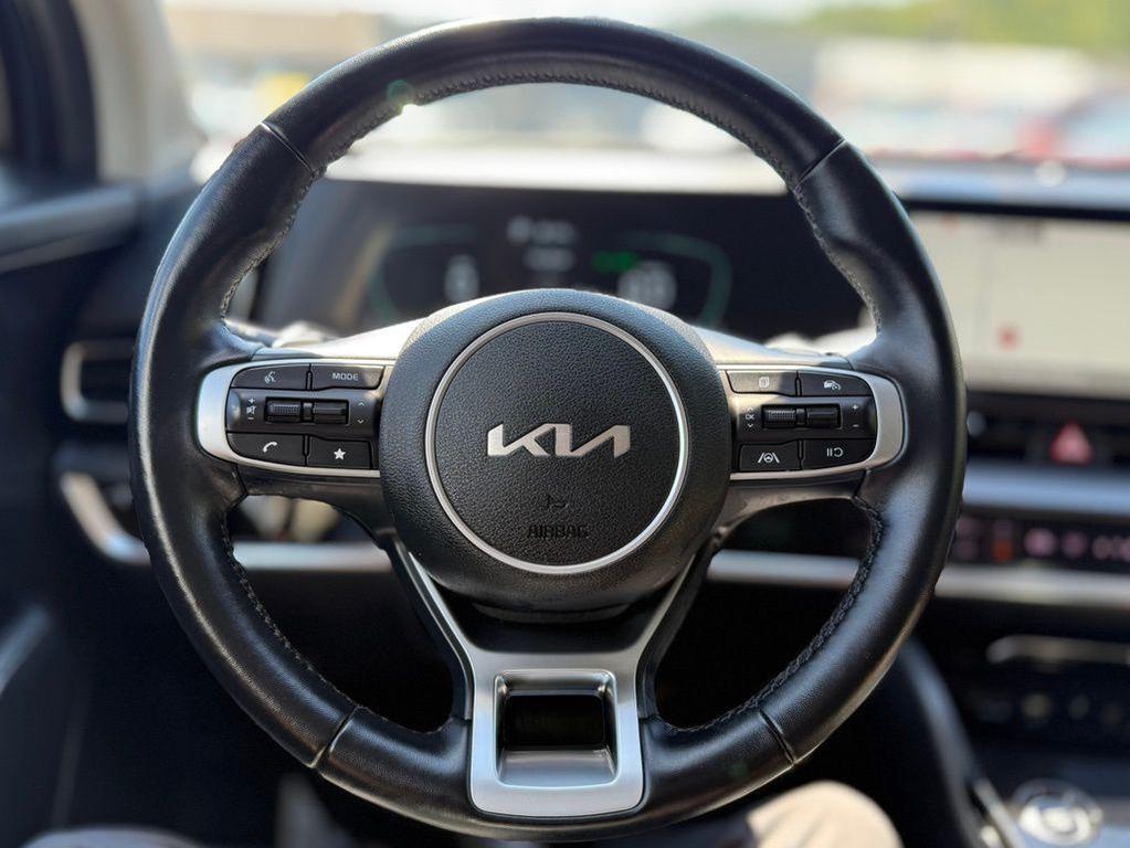 used 2023 Kia Sportage Hybrid car, priced at $24,999
