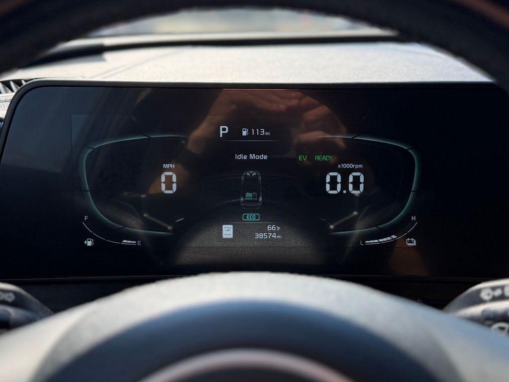 used 2023 Kia Sportage Hybrid car, priced at $24,999