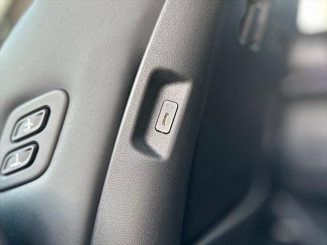 new 2025 Hyundai SANTA FE HEV car, priced at $48,669