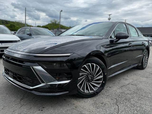 new 2025 Hyundai Sonata Hybrid car, priced at $38,760