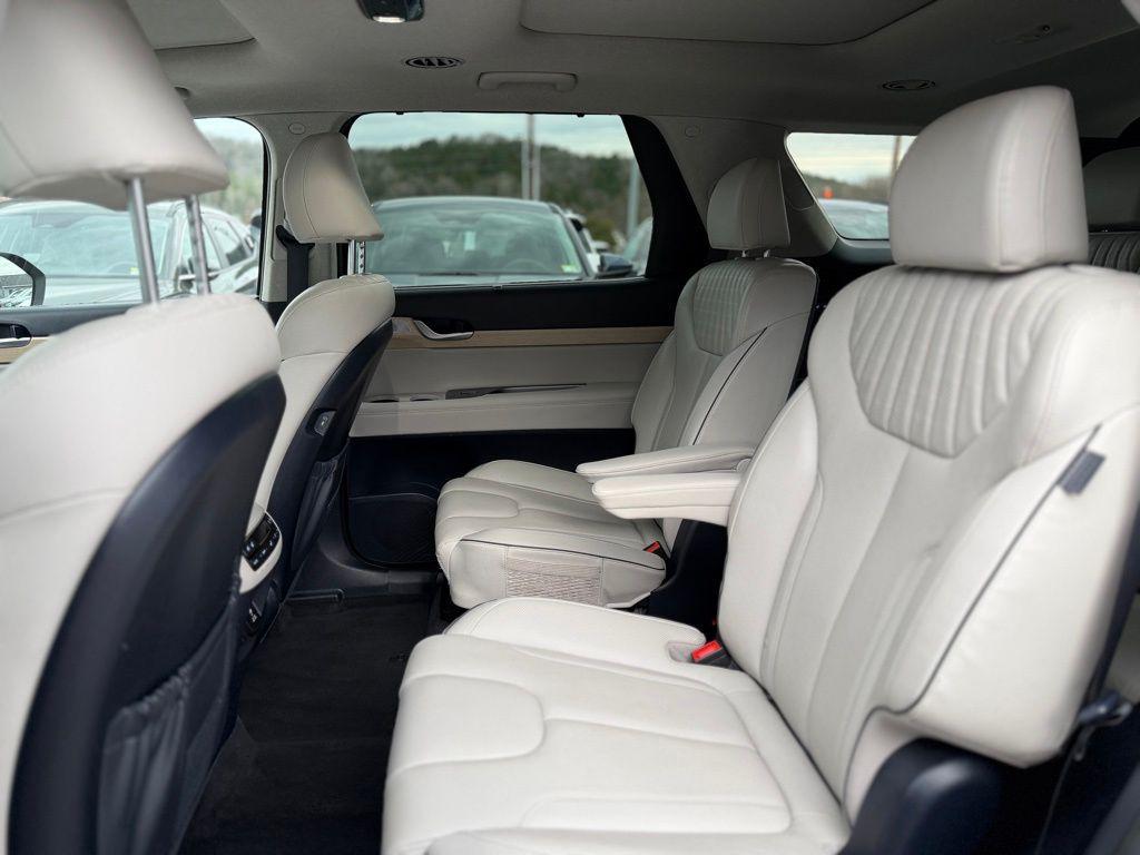 used 2024 Hyundai Palisade car, priced at $33,988