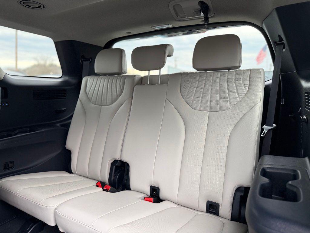 used 2024 Hyundai Palisade car, priced at $33,988