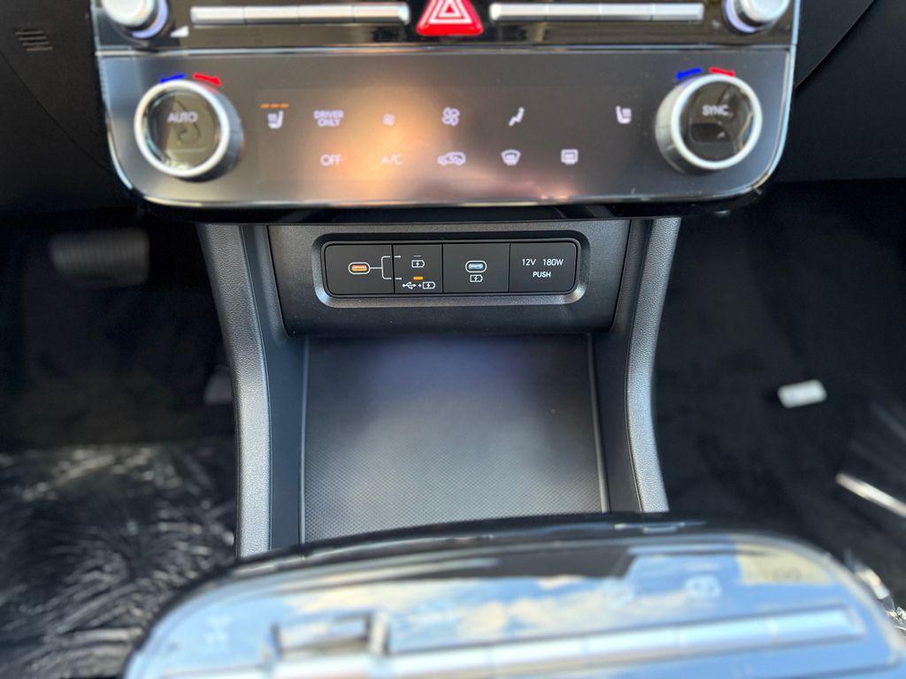 new 2025 Hyundai TUCSON Hybrid car, priced at $35,272