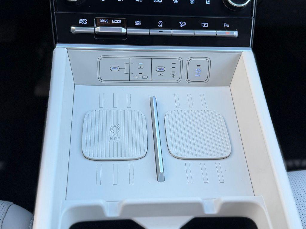 used 2024 Hyundai Santa Fe car, priced at $36,295