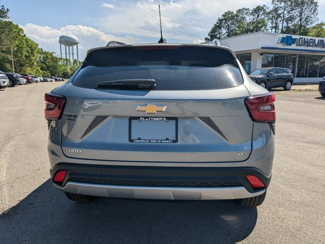 new 2025 Chevrolet Trax car, priced at $24,109
