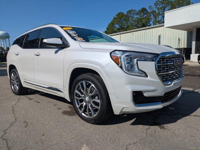 used 2023 GMC Terrain car, priced at $27,984