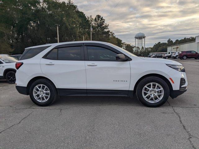 used 2024 Chevrolet Equinox car, priced at $21,384