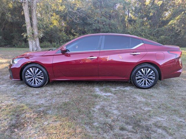 used 2023 Nissan Altima car, priced at $17,984